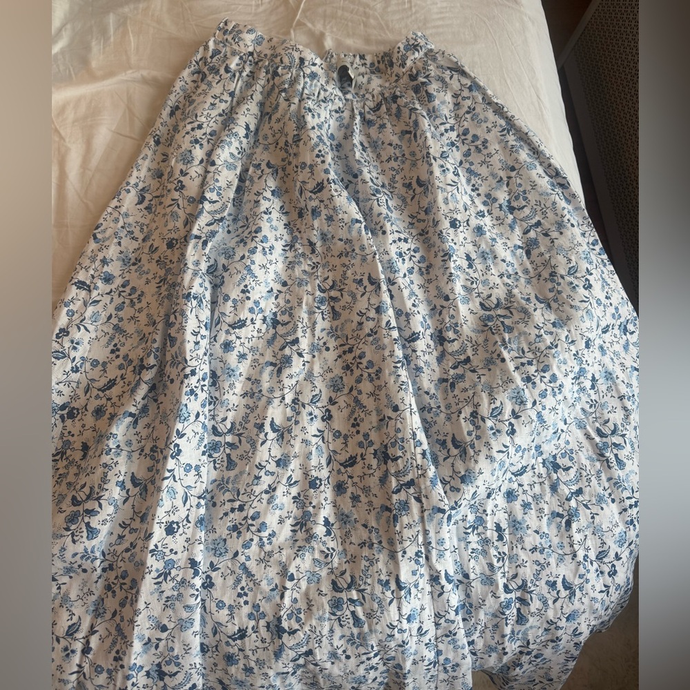 Reformation Shannon Linen Two Piece in Color Nile - Size 2 - Picture 4 of 7